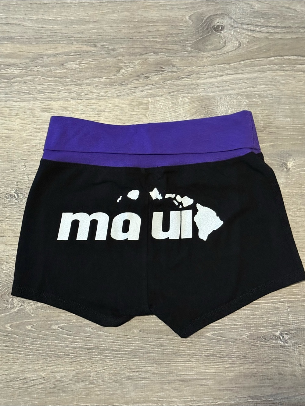 Hawaii Maui Exclusive Island Yoga Fold-Over Black Purple Shorts Workout Pants